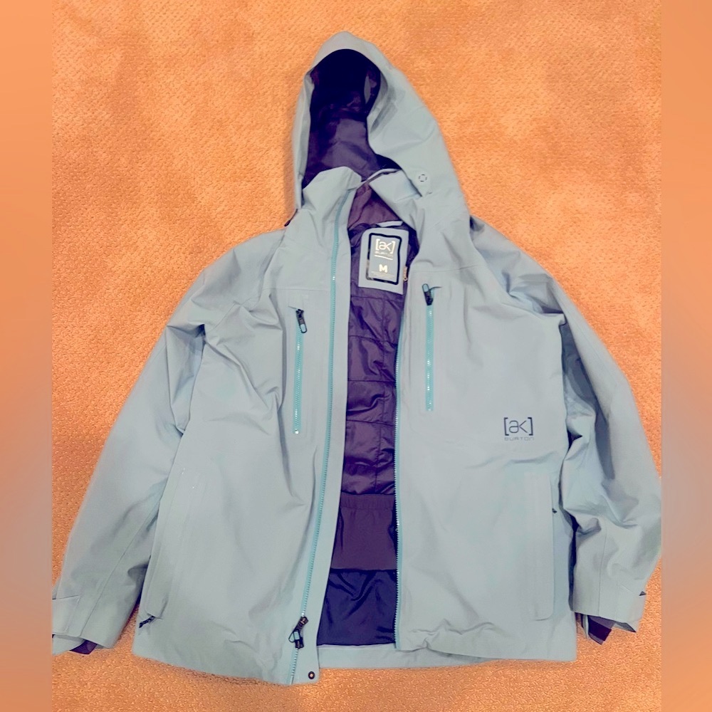 Men's Burton [ak] GORE‑TEX Jacket size M - Picture 2 of 8